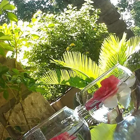 Om'sleeping فندق مبيت وإفطار 3*